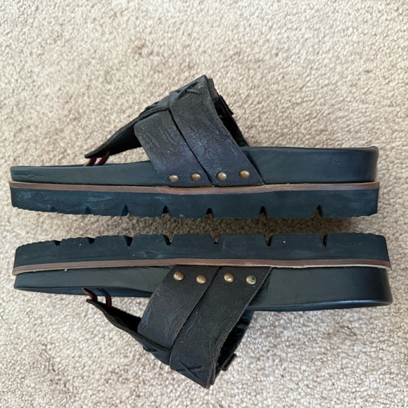 Free People Leather Sandals - Picture 6 of 9